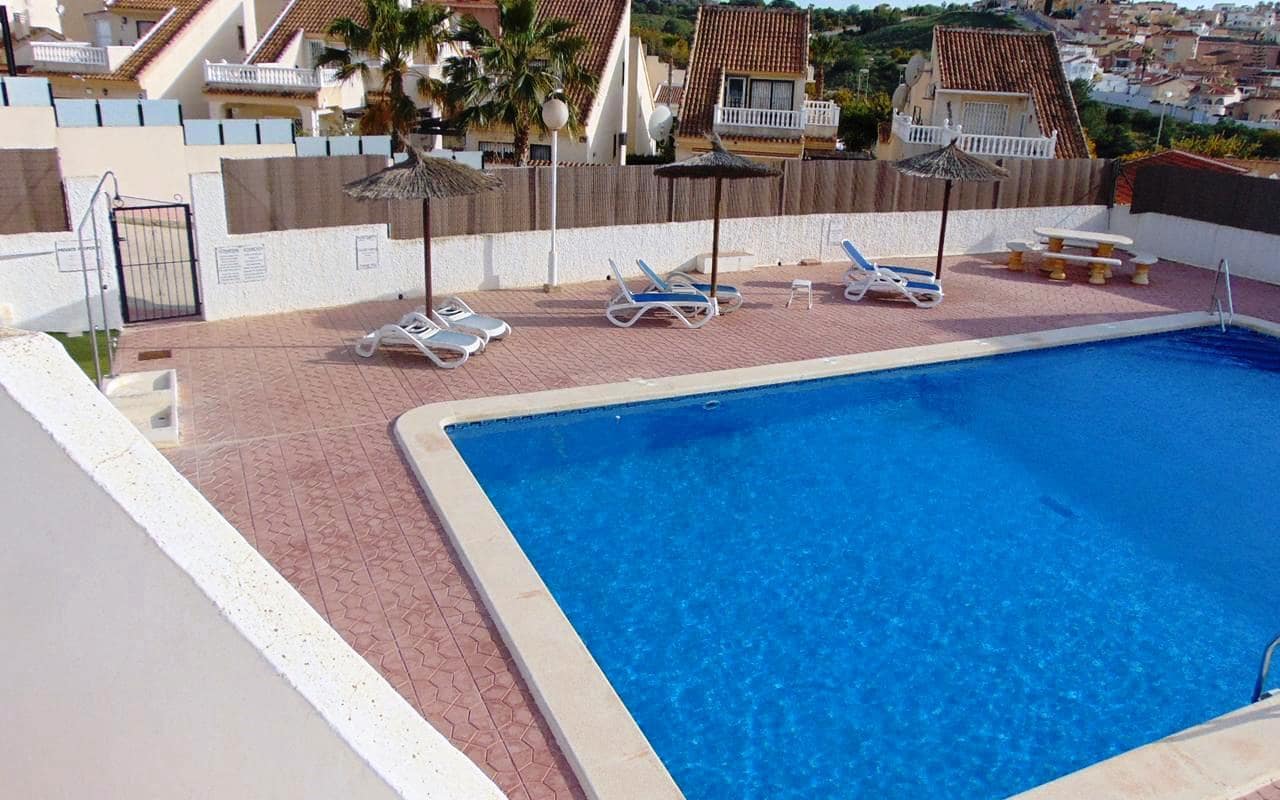 3 bedroom Villa for sale in La Marquesa with pool garage - € 179,900 (Ref: 9720464)