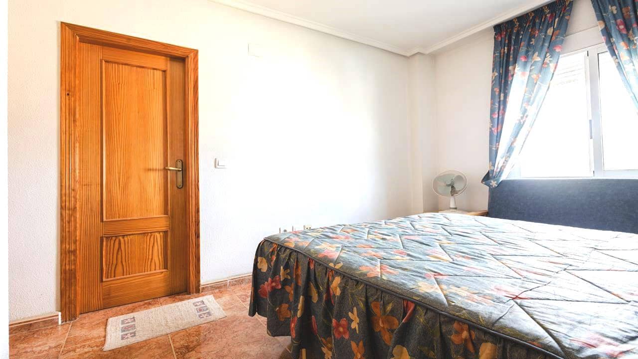 3 sypialnia Apartament na sprzedaż w Torrevieja z garażem - 154 000 € (Ref: 9731235)