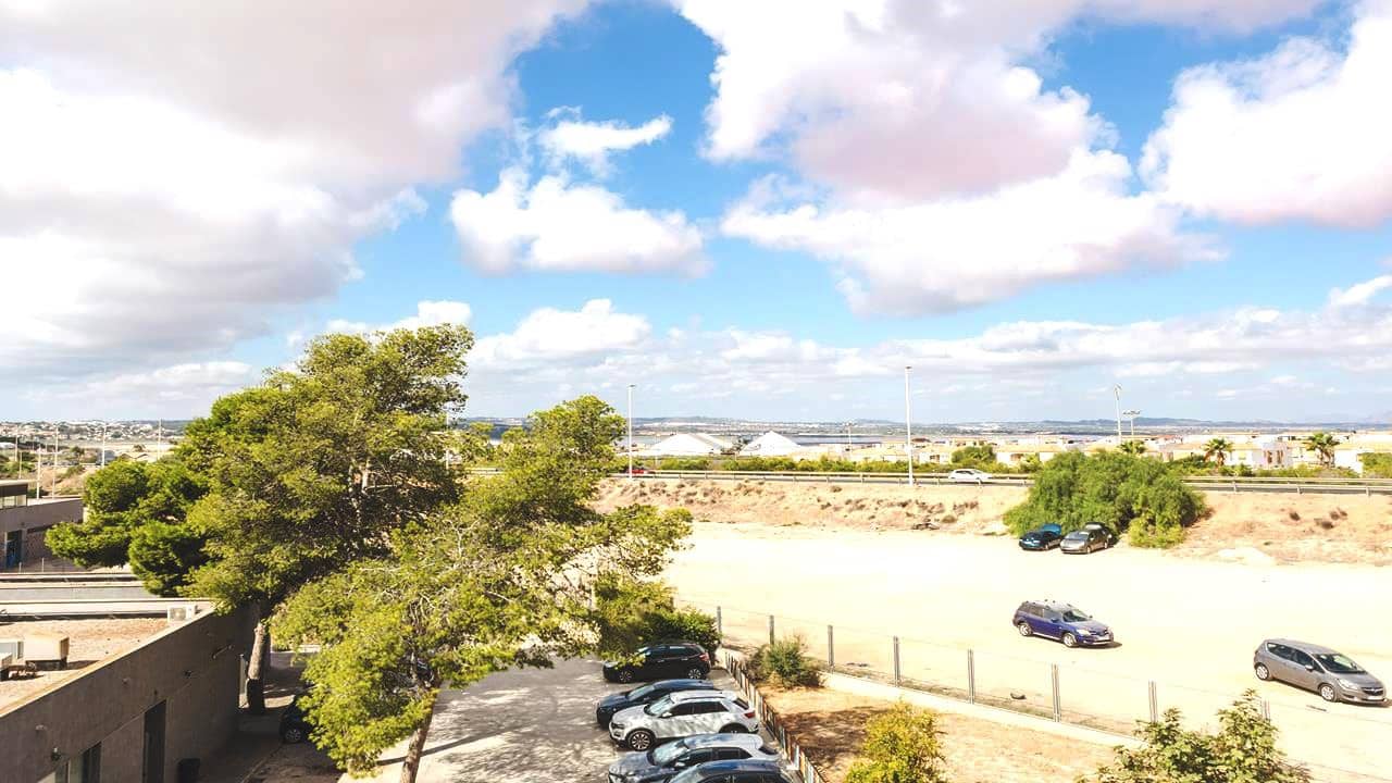 3 sypialnia Apartament na sprzedaż w Torrevieja z garażem - 154 000 € (Ref: 9731235)