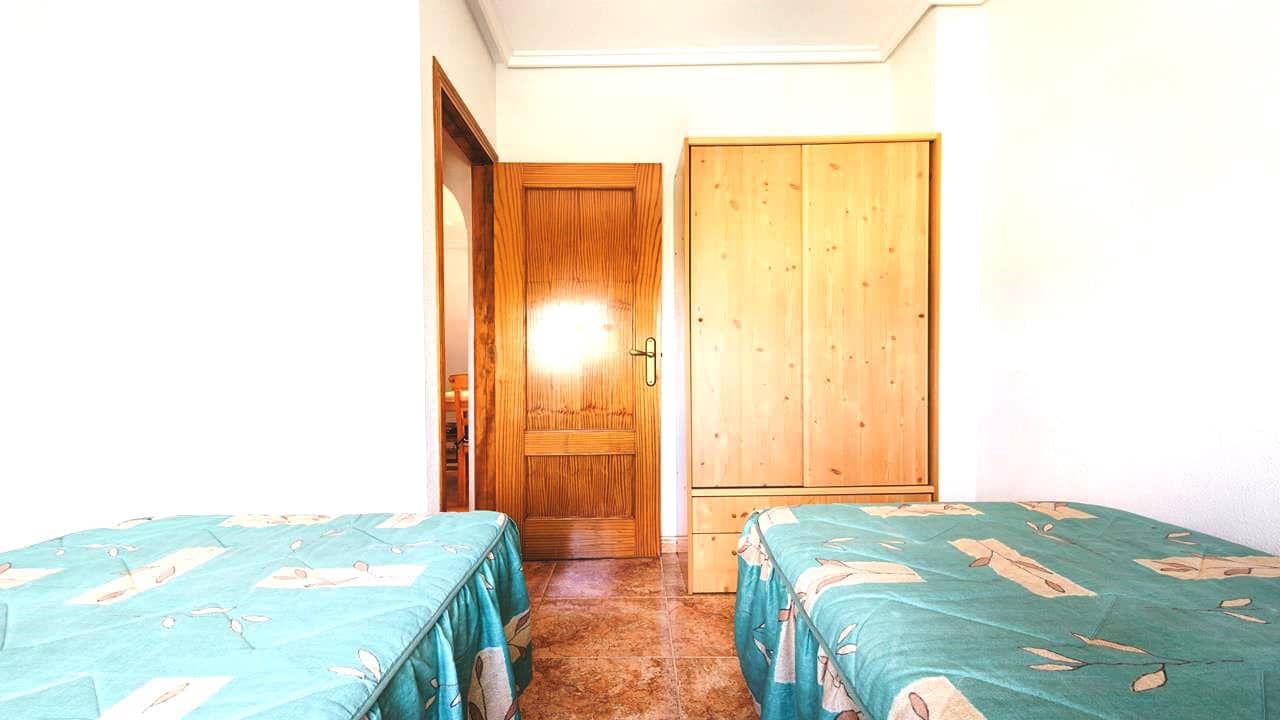 3 sypialnia Apartament na sprzedaż w Torrevieja z garażem - 154 000 € (Ref: 9731235)