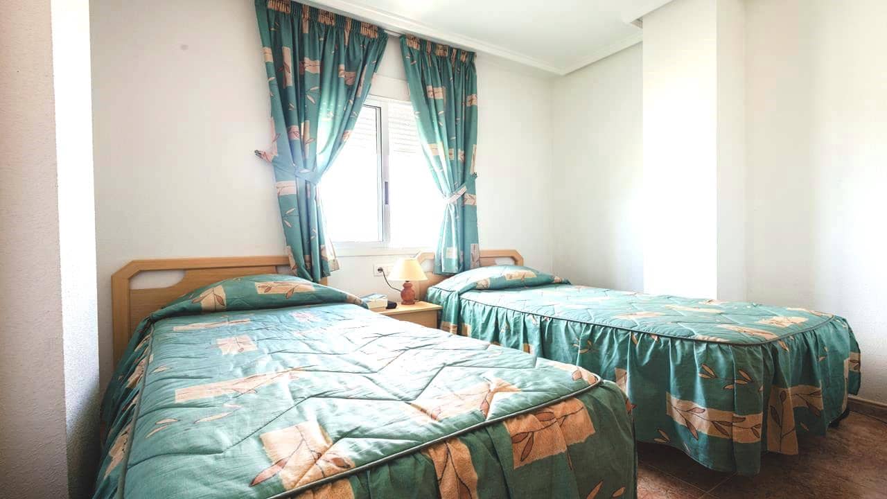 3 sypialnia Apartament na sprzedaż w Torrevieja z garażem - 154 000 € (Ref: 9731235)