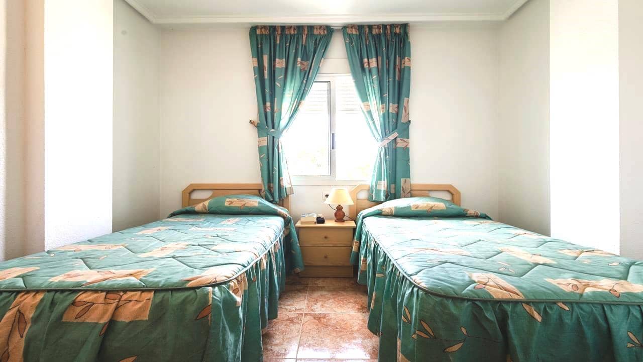 3 sypialnia Apartament na sprzedaż w Torrevieja z garażem - 154 000 € (Ref: 9731235)