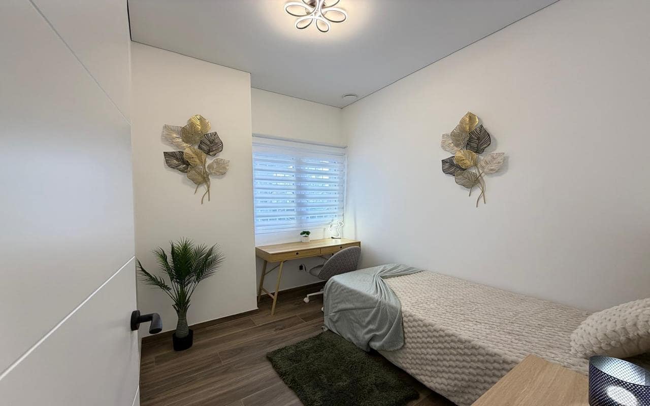 2 makuuhuone Huoneisto myytävänä paikassa Torrevieja - 159 900 € (Ref: 9733923)