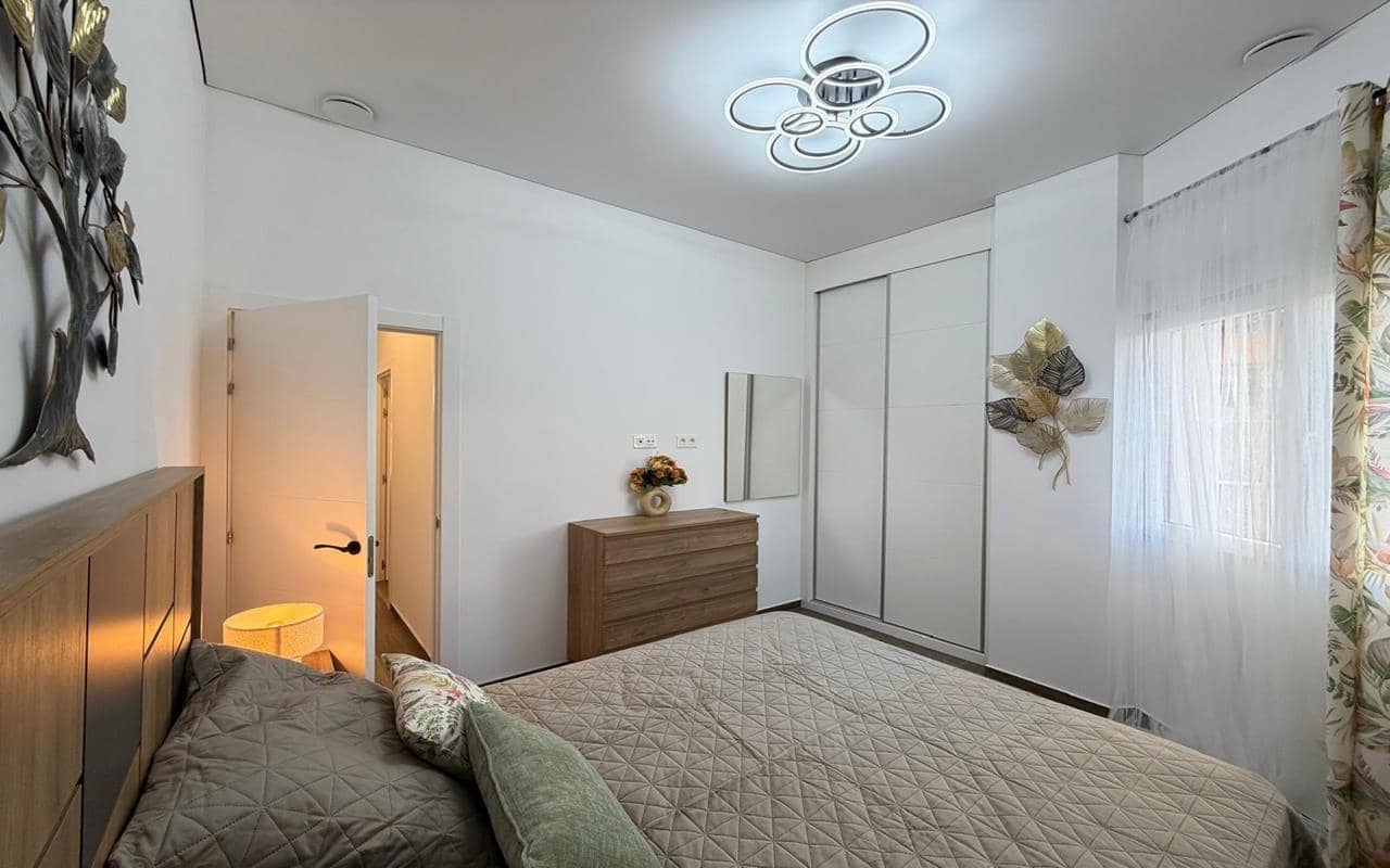 2 makuuhuone Huoneisto myytävänä paikassa Torrevieja - 159 900 € (Ref: 9733923)