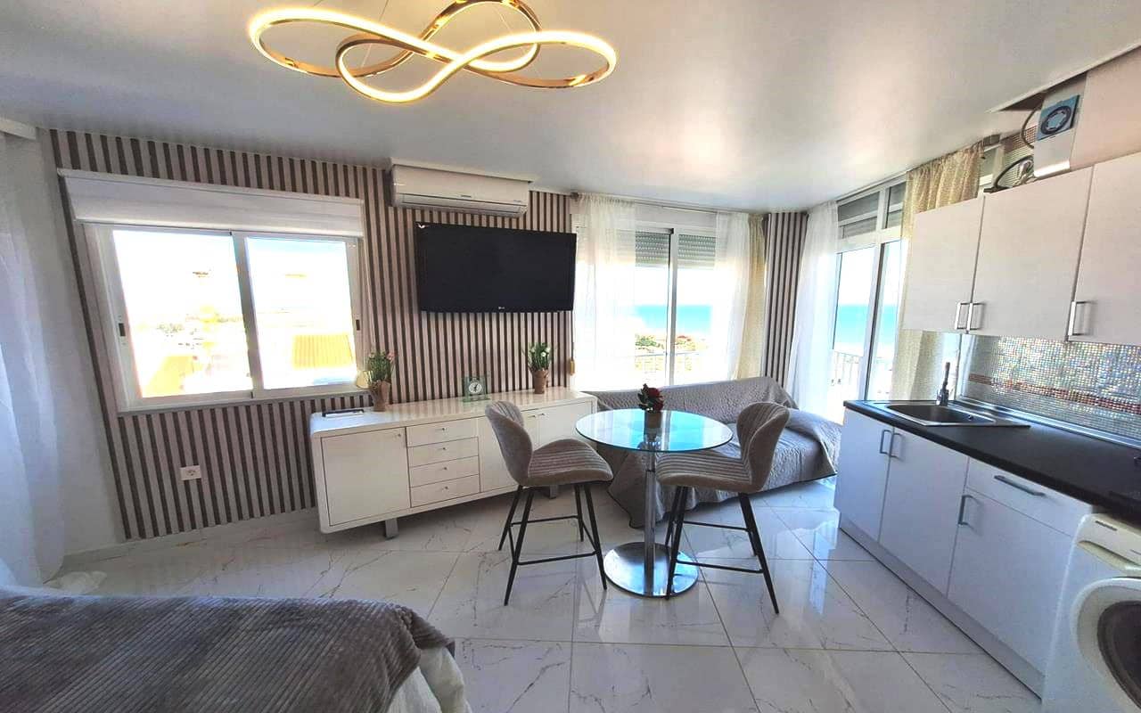 1 Zimmer Studio zu verkaufen in Torrevieja - 119.900 € (Ref: 9734047)