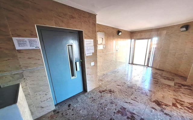 1 bedroom Studio for sale in Torrevieja - € 119,900 (Ref: 9734047)