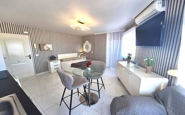 1 bedroom Studio for sale in Torrevieja - € 119,900 (Ref: 9734047)
