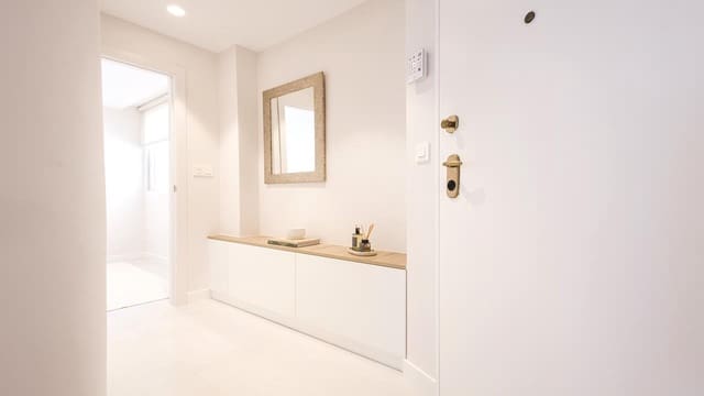 3 Zimmer Apartment zu verkaufen in Torrevieja mit Pool - 329.000 € (Ref: 9736154)