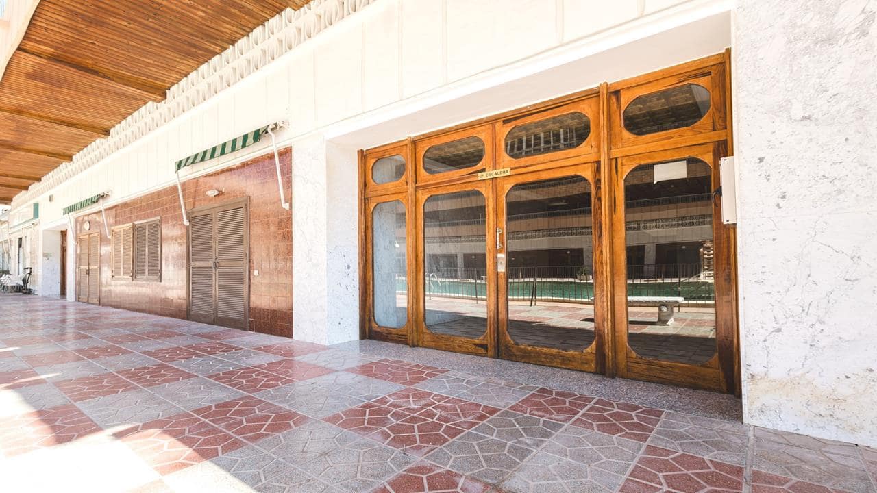 3 Zimmer Apartment zu verkaufen in Torrevieja mit Pool - 329.000 € (Ref: 9736154)