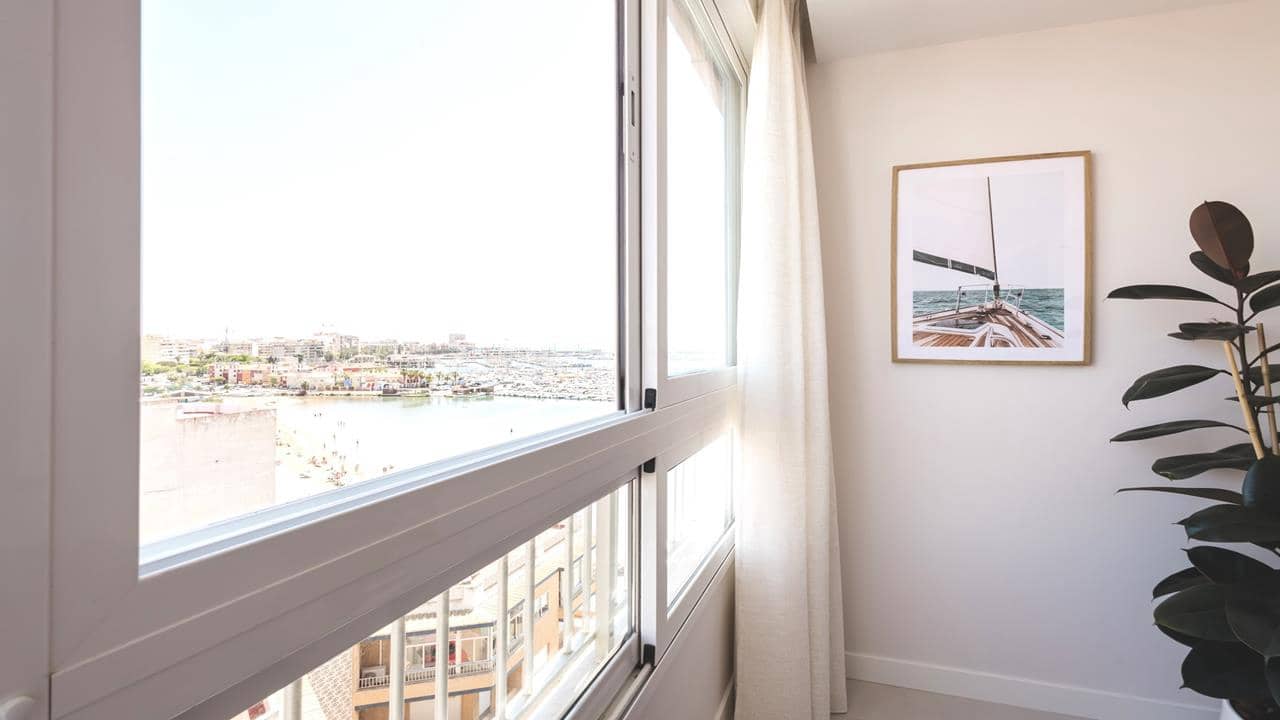 3 Zimmer Apartment zu verkaufen in Torrevieja mit Pool - 329.000 € (Ref: 9736154)