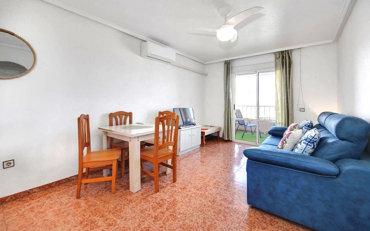 2 bedroom Apartment for sale in Torrevieja with pool garage - € 159,995 (Ref: 9737289)