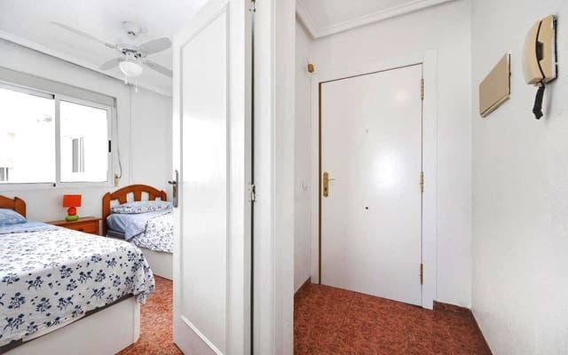 2 quarto Apartamento para venda em Torrevieja com piscina garagem - 159 995 € (Ref: 9737289)