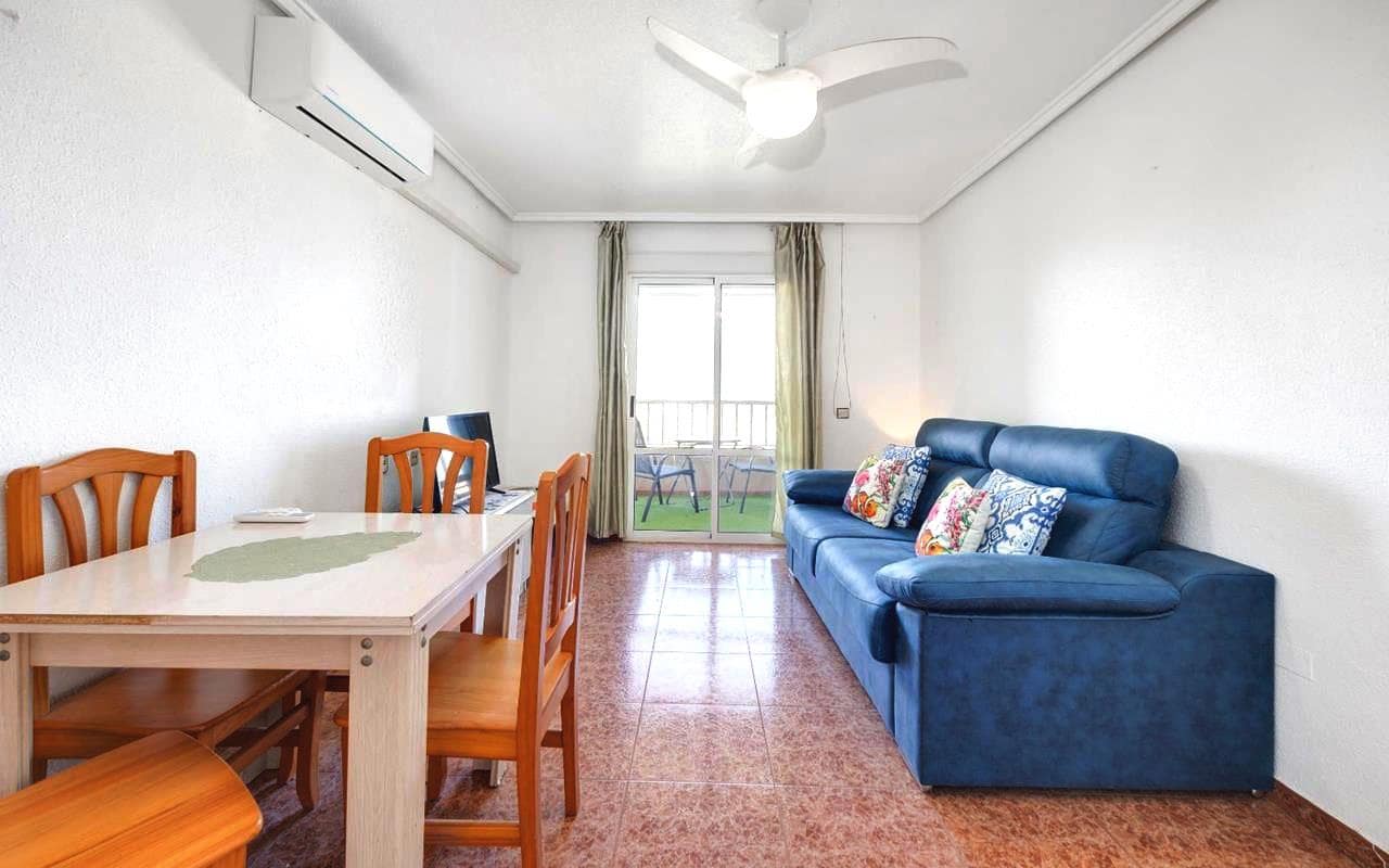 2 bedroom Apartment for sale in Torrevieja with pool garage - € 159,995 (Ref: 9737289)