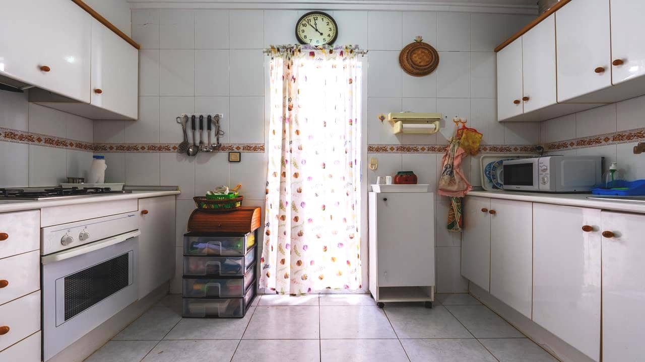 2 sypialnia Bungalow na sprzedaż w La Florida z basenem garażem - 160 000 € (Ref: 9737290)