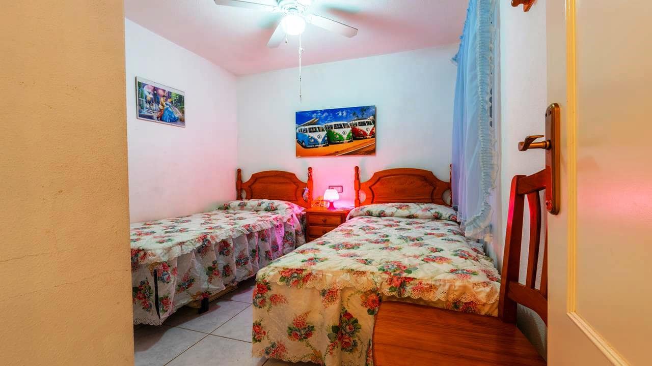 2 sypialnia Bungalow na sprzedaż w La Florida z basenem garażem - 160 000 € (Ref: 9737290)