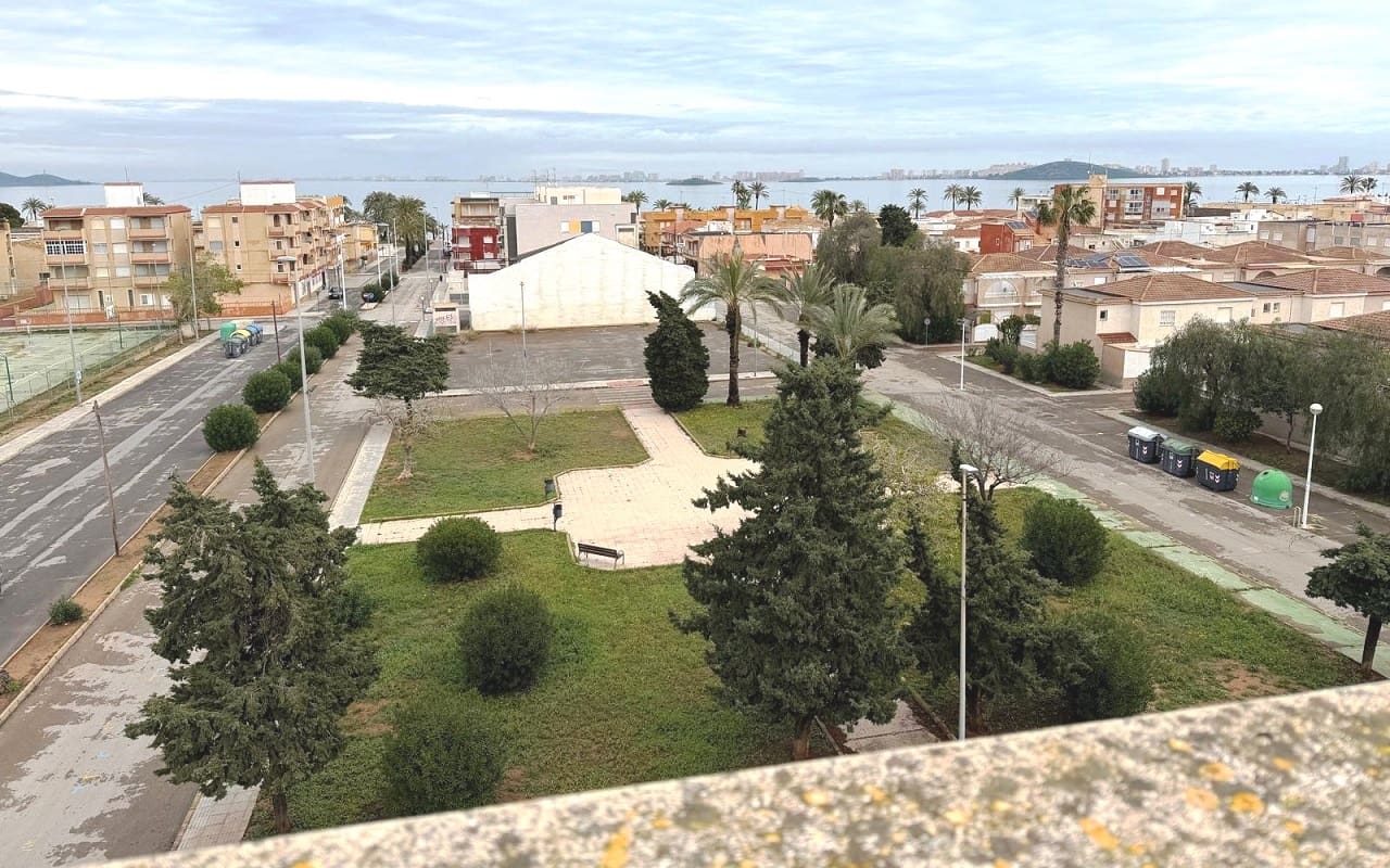 2 makuuhuone Huoneisto myytävänä paikassa Mar de Cristal mukana uima-altaan 
autotalli - 159 000 € (Ref: 9737699)