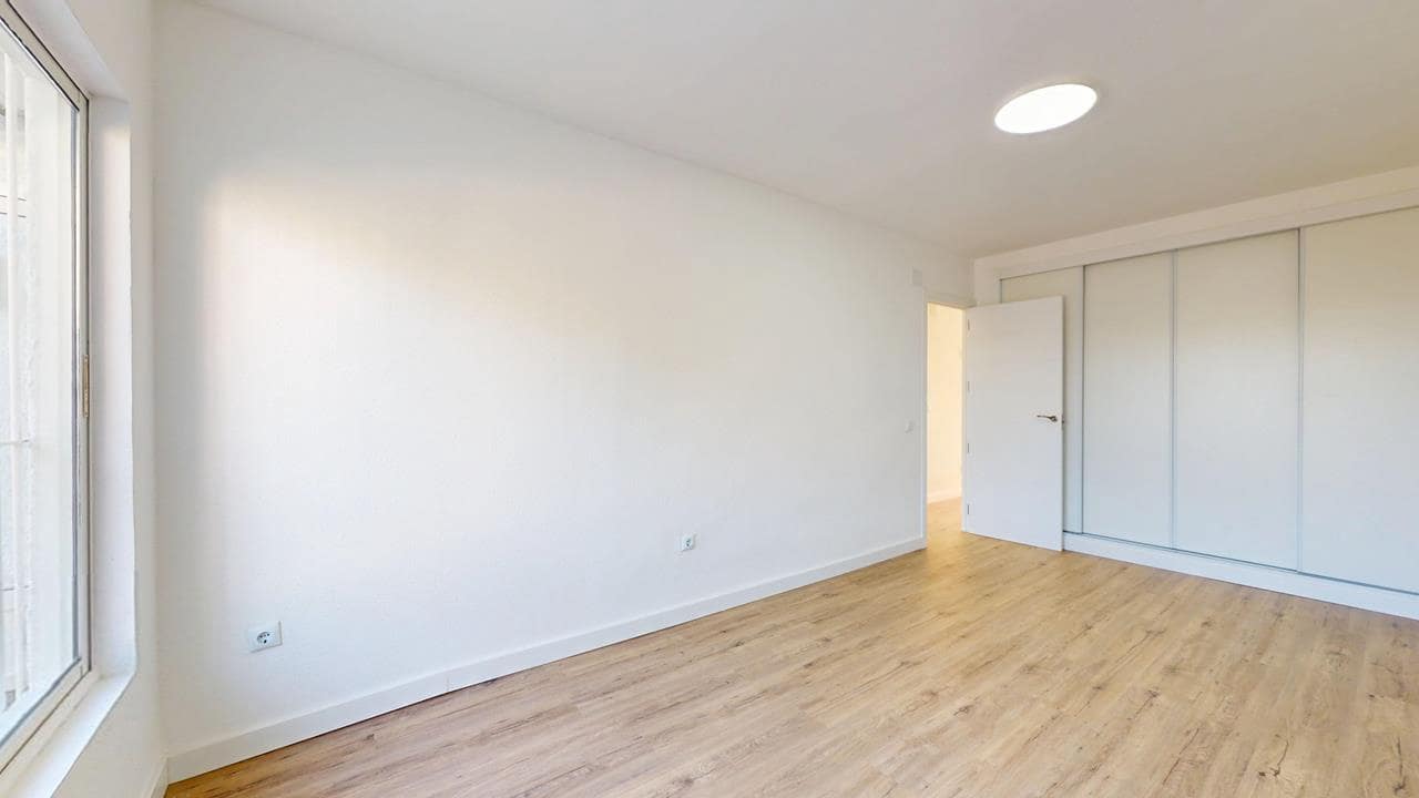 Bungalow de 2 habitaciones en Villamartin en venta - 225.000 € (Ref: 9747511)