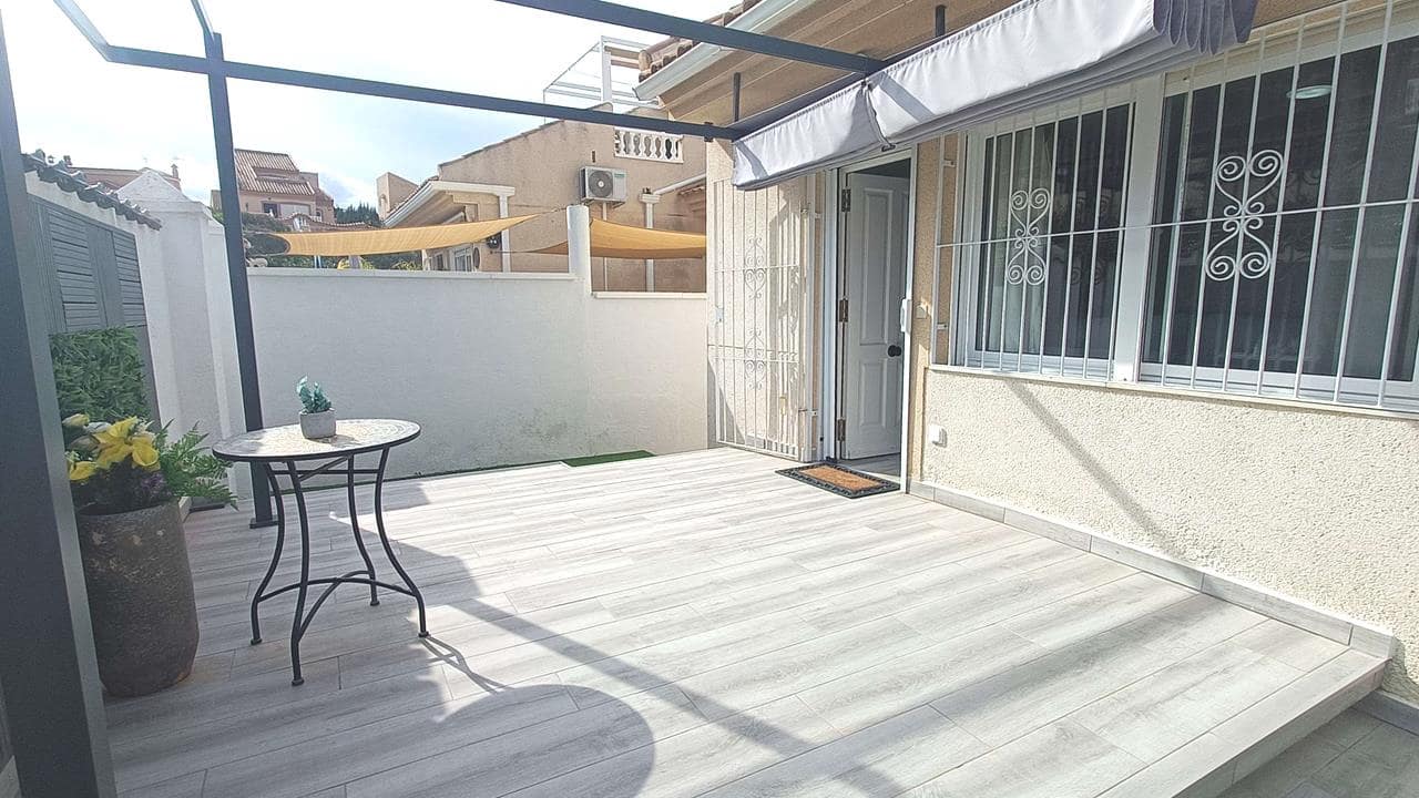 2 chambre Villa/Maison à vendre à Rojales avec piscine garage - 205 000 € (Ref: 9750919)