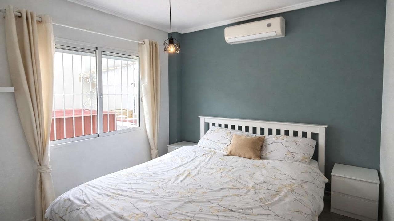 2 chambre Villa/Maison à vendre à Rojales avec piscine garage - 205 000 € (Ref: 9750919)