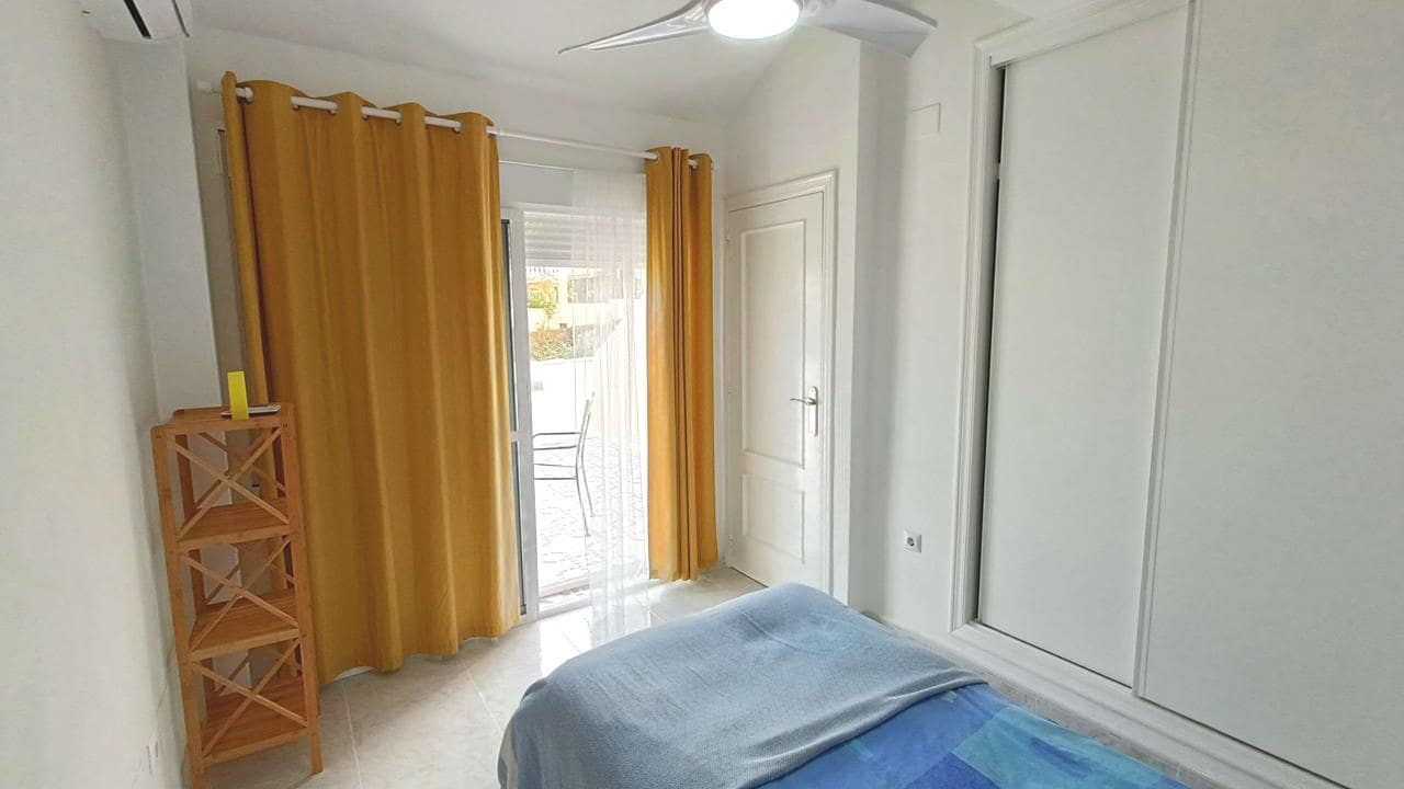 2 chambre Villa/Maison à vendre à Rojales avec piscine garage - 205 000 € (Ref: 9750919)