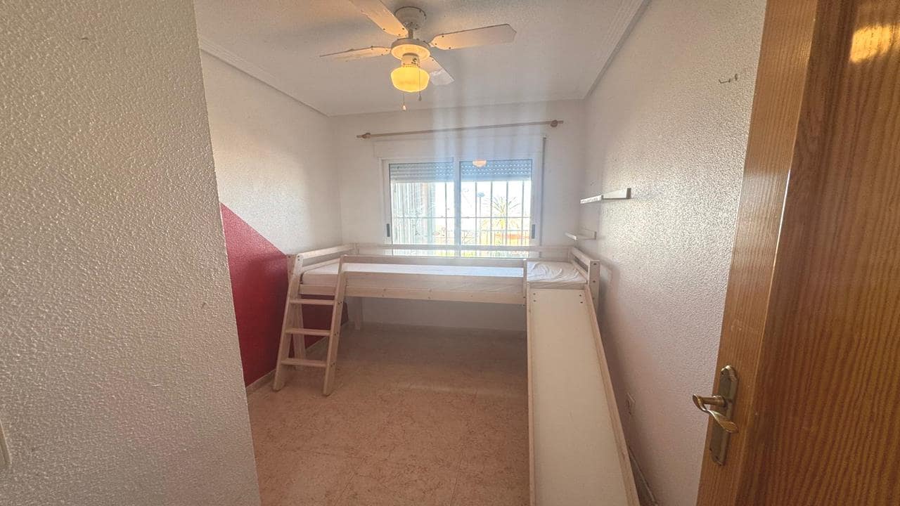 2 soverom Leilighet til salgs i Torrevieja med svømmebasseng garasje - € 159 990 (Ref: 9751448)