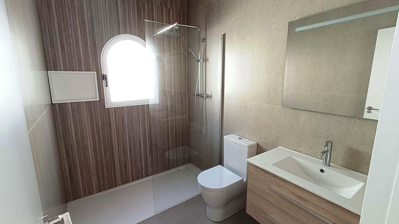 2 soverom Villa til salgs i Lo Crispin med svømmebasseng garasje - € 242 900 (Ref: 9753592)