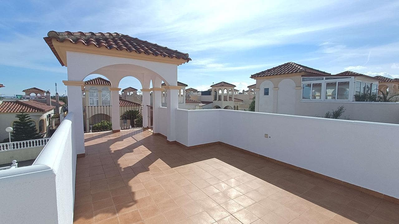 2 soverom Villa til salgs i Lo Crispin med svømmebasseng garasje - € 242 900 (Ref: 9753592)