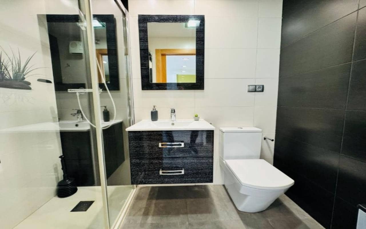 2 slaapkamer Huis te koop in Guardamar del Segura met garage - € 450.000 (Ref: 9753751)