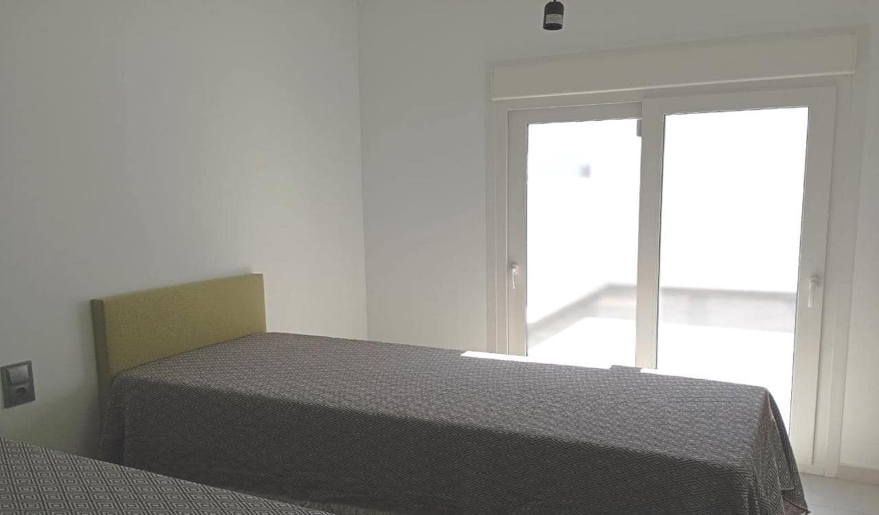 3 makuuhuone Huvila myytävänä paikassa Daya Vieja mukana uima-altaan 
autotalli - 295 000 € (Ref: 9753752)