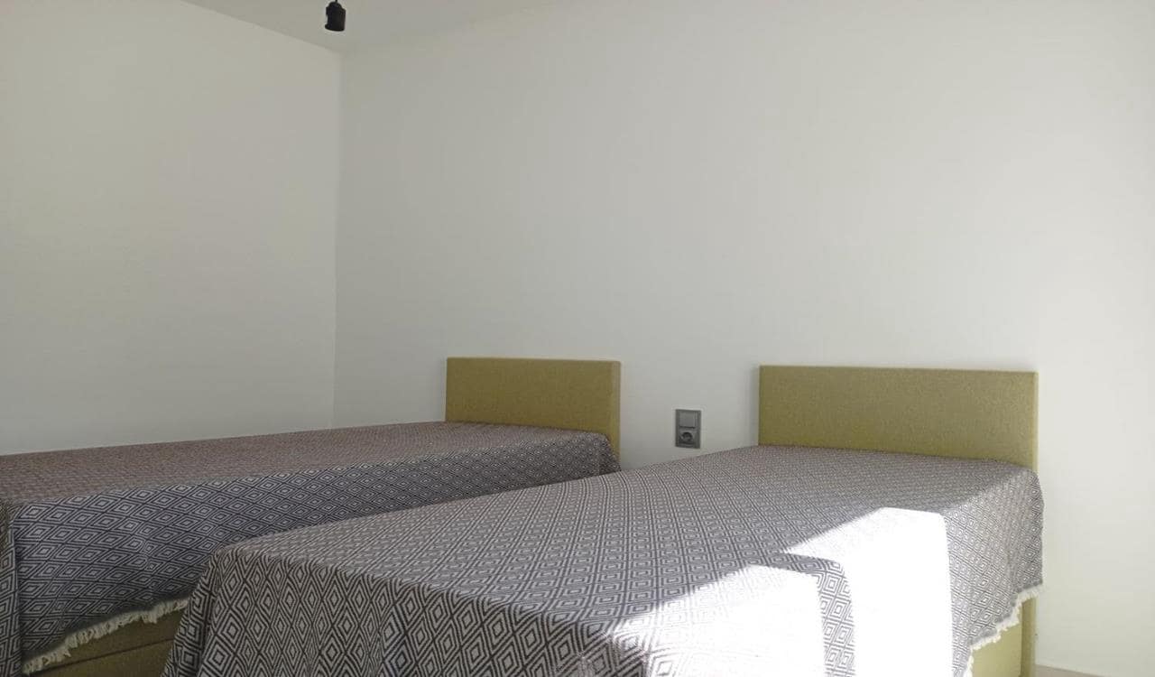 3 makuuhuone Huvila myytävänä paikassa Daya Vieja mukana uima-altaan 
autotalli - 295 000 € (Ref: 9753752)