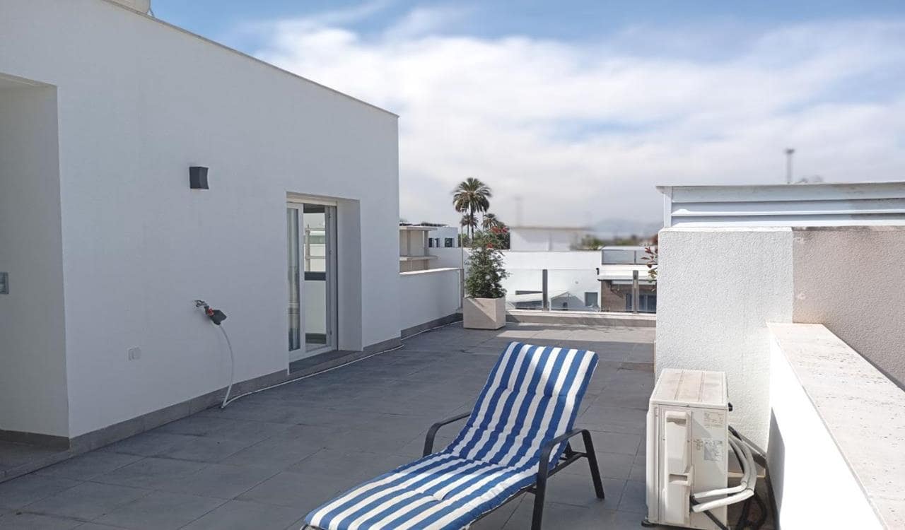 3 makuuhuone Huvila myytävänä paikassa Daya Vieja mukana uima-altaan 
autotalli - 295 000 € (Ref: 9753752)