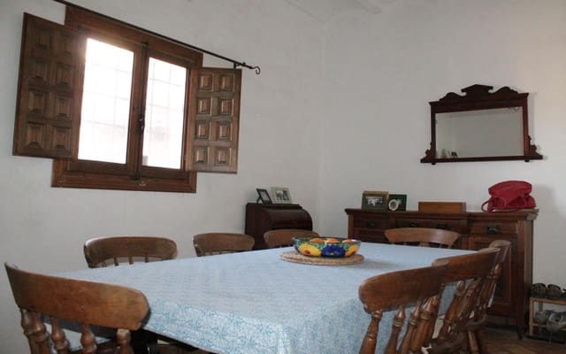 5 bedroom Finca/Country House for sale in Raspay, Yecla with pool garage - € 359,995 (Ref: 9761623)