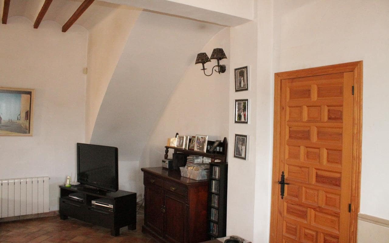 5 bedroom Finca/Country House for sale in Raspay with pool garage - € 359,995 (Ref: 9761623)