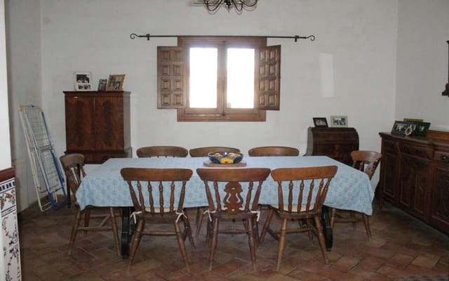 5 bedroom Finca/Country House for sale in Raspay, Yecla with pool garage - € 359,995 (Ref: 9761623)