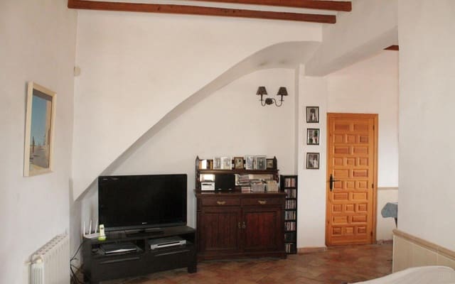 5 bedroom Finca/Country House for sale in Raspay, Yecla with pool garage - € 359,995 (Ref: 9761623)