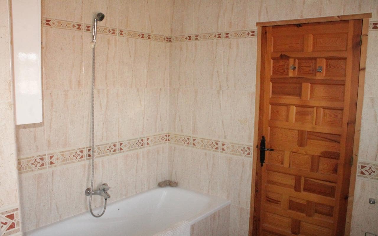 5 bedroom Finca/Country House for sale in Raspay with pool garage - € 359,995 (Ref: 9761623)