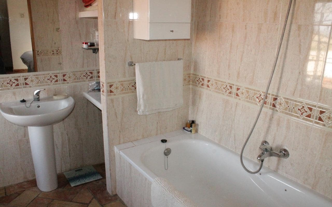 5 bedroom Finca/Country House for sale in Raspay with pool garage - € 359,995 (Ref: 9761623)