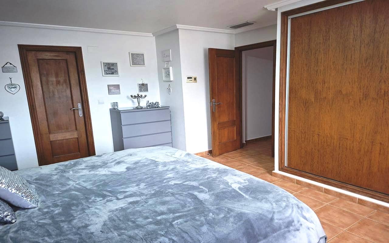 5 quarto Quinta/Casa Rural para venda em Catral com piscina garagem - 449 995 € (Ref: 9763250)