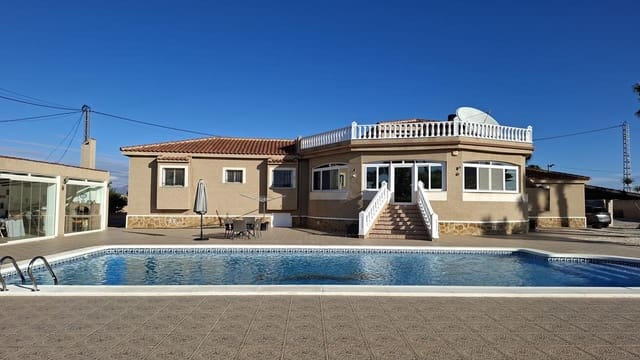 5 quarto Quinta/Casa Rural para venda em Catral com piscina garagem - 449 995 € (Ref: 9763250)