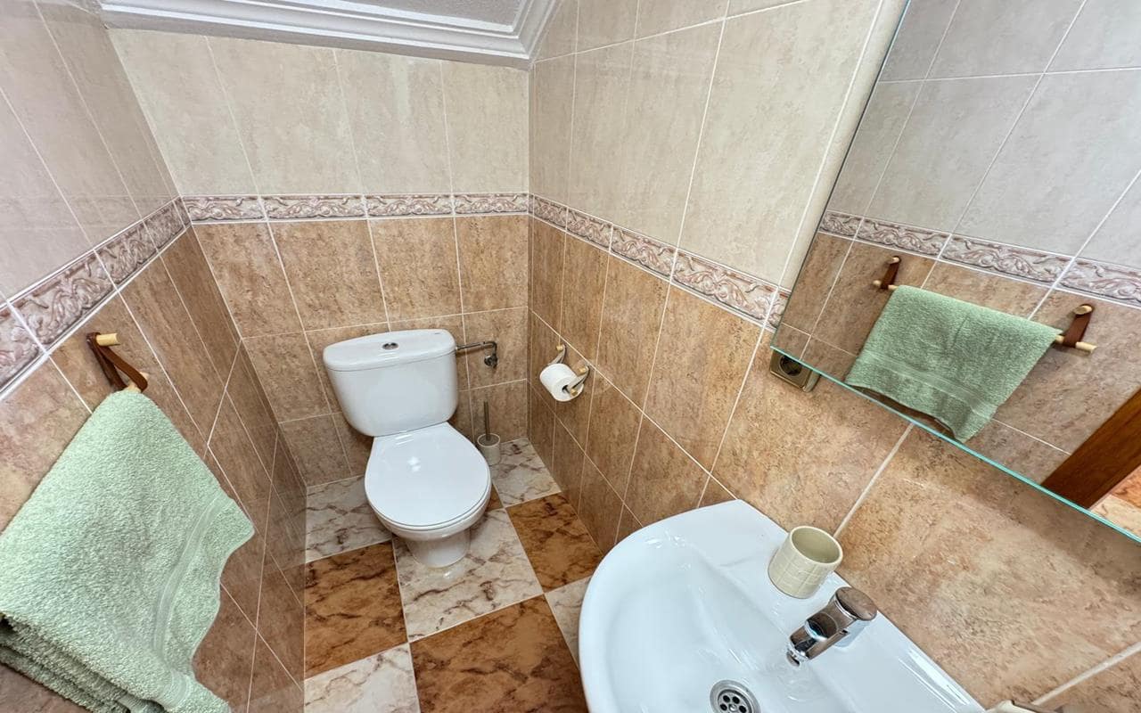 2 sypialnia Dom na sprzedaż w La Zenia z basenem garażem - 219 900 € (Ref: 9768978)