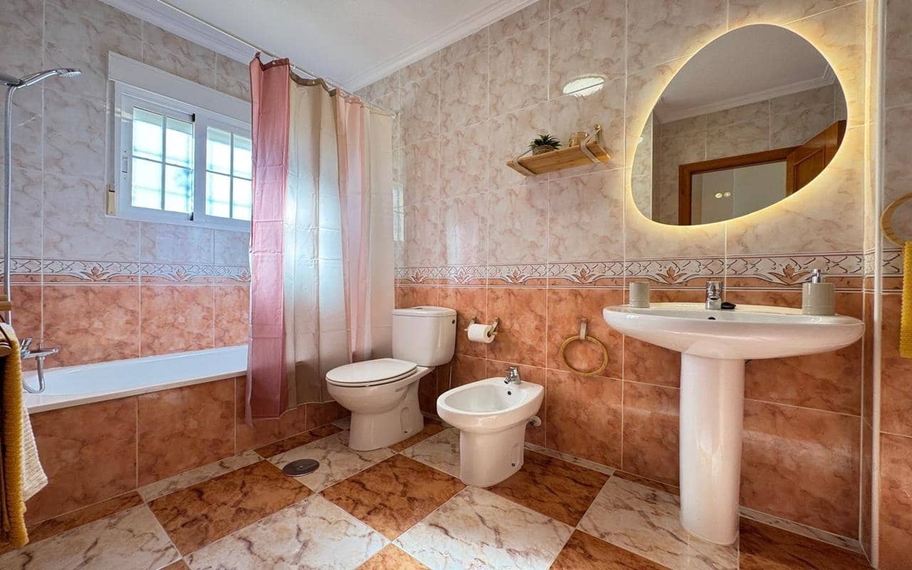 2 sypialnia Dom na sprzedaż w La Zenia z basenem garażem - 219 900 € (Ref: 9768978)