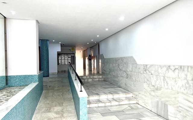 2 quarto Apartamento para venda em Torrevieja com piscina garagem - 130 000 € (Ref: 9769085)