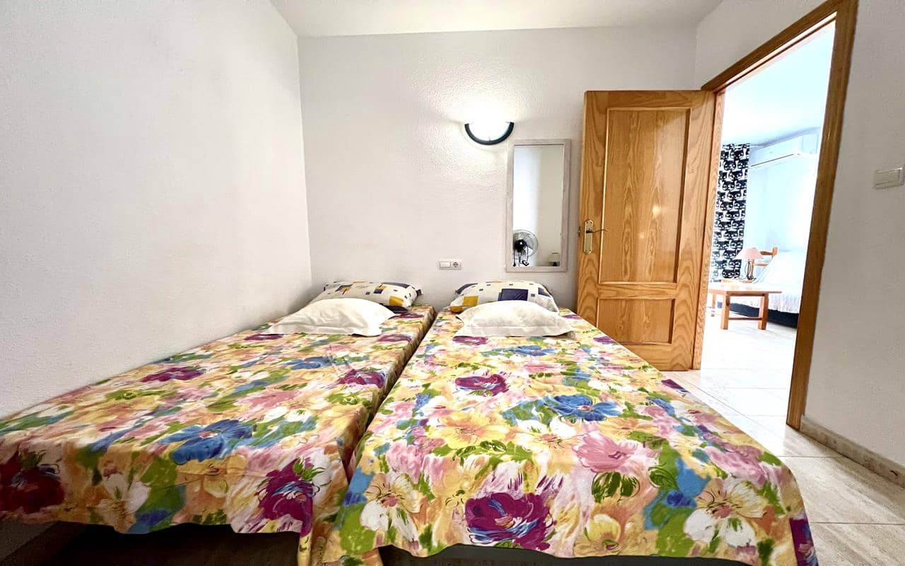 2 quarto Apartamento para venda em Torrevieja com piscina garagem - 130 000 € (Ref: 9769085)