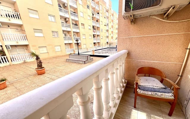 2 quarto Apartamento para venda em Torrevieja com piscina garagem - 130 000 € (Ref: 9769085)