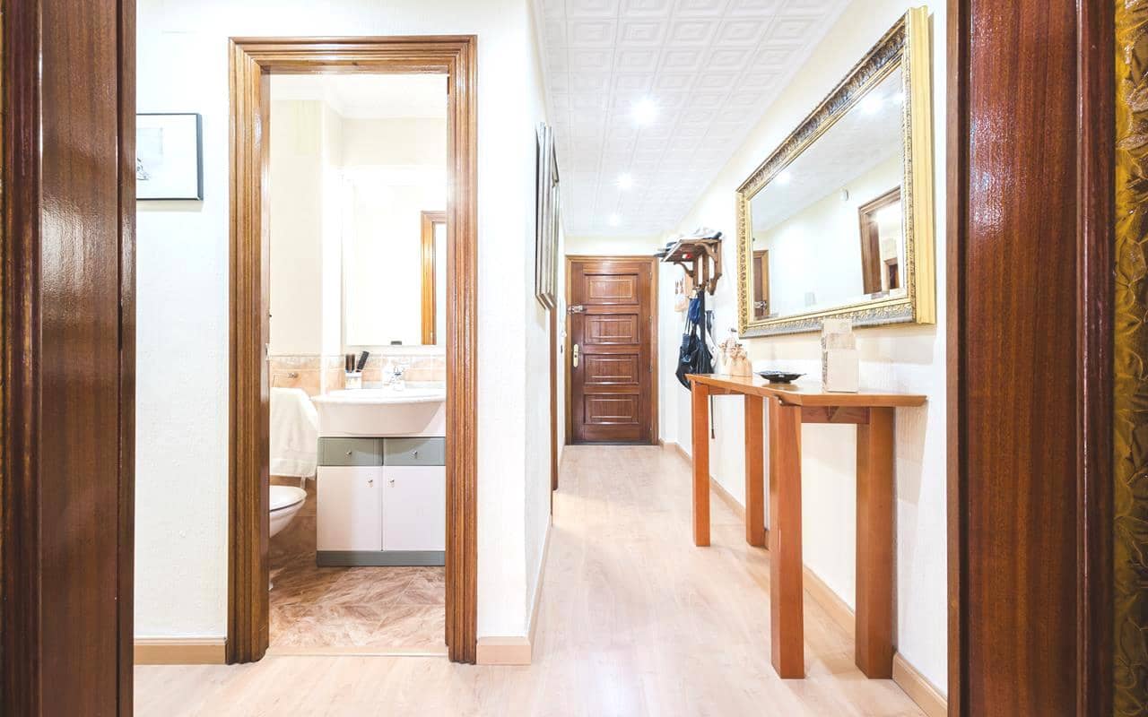 3 bedroom Apartment for sale in Torrevieja with pool - € 239,000 (Ref: 9769954)