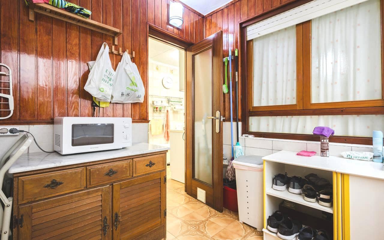 3 bedroom Apartment for sale in Torrevieja with pool - € 239,000 (Ref: 9769954)