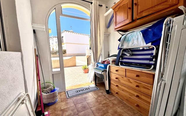 1 sypialnia Apartament na sprzedaż w Villamartin, Orihuela z basenem garażem - 105 000 € (Ref: 9769955)