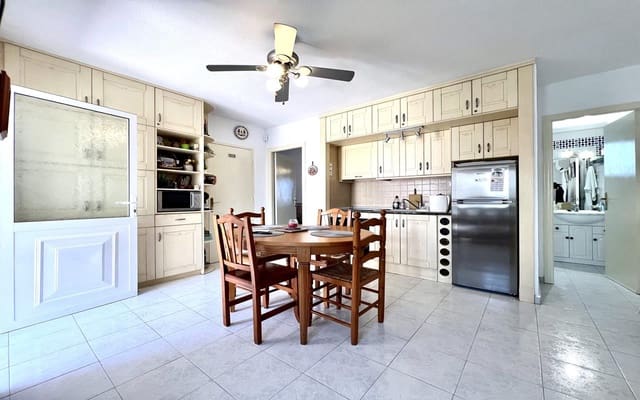 1 sypialnia Apartament na sprzedaż w Villamartin, Orihuela z basenem garażem - 105 000 € (Ref: 9769955)