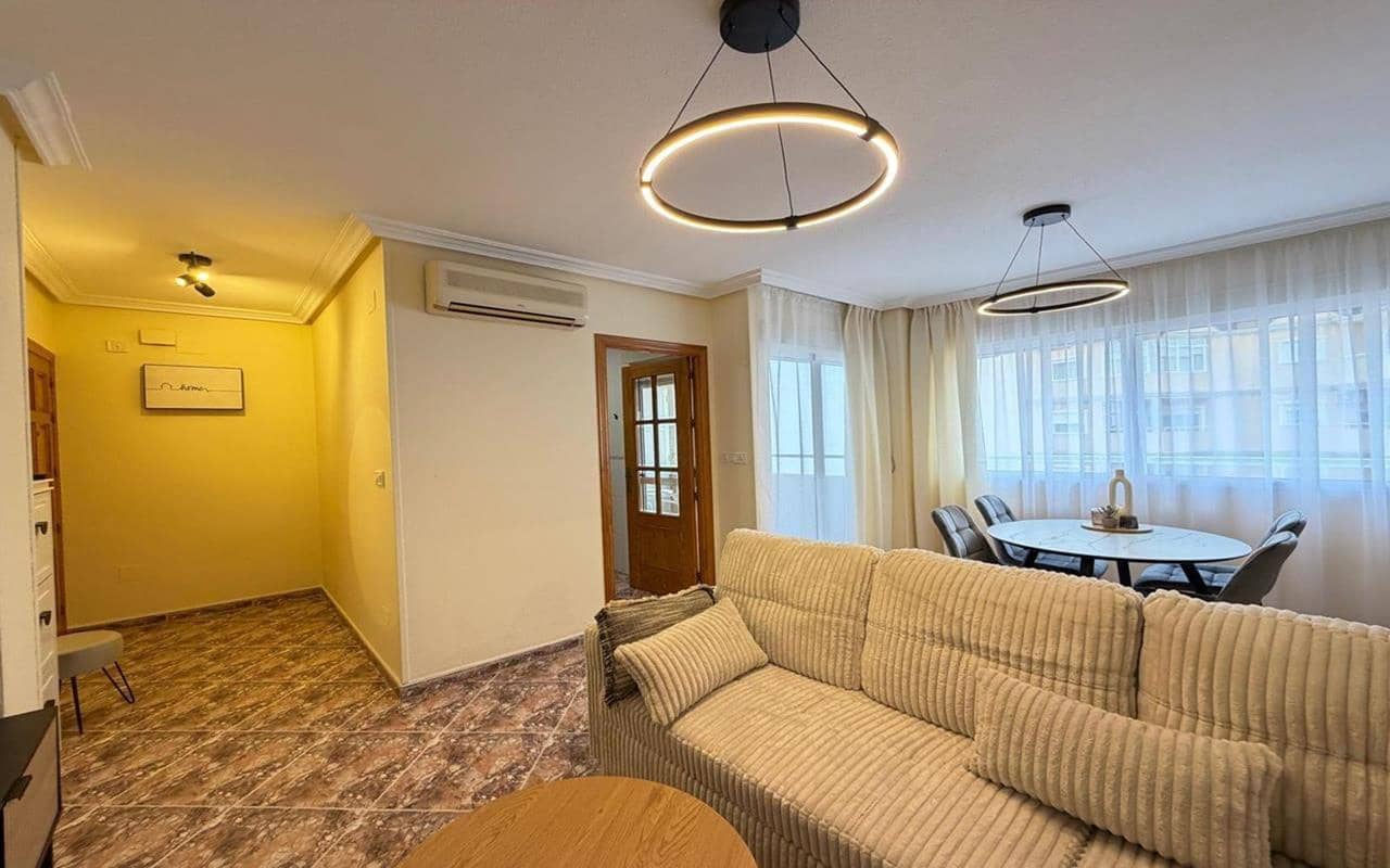 2 Zimmer Apartment zu verkaufen in Torrevieja - 169.900 € (Ref: 9770051)