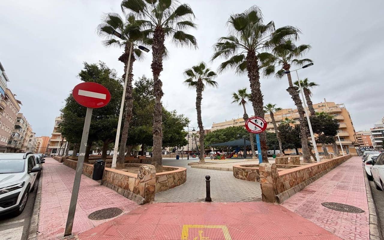 2 Zimmer Apartment zu verkaufen in Torrevieja - 169.900 € (Ref: 9770051)